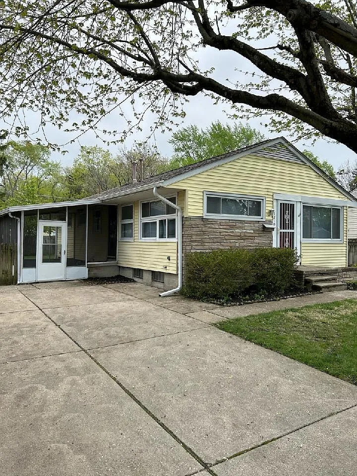 1210 Marble Dr photo 1
