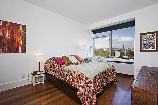 Rented by Olshan Realty | media 37