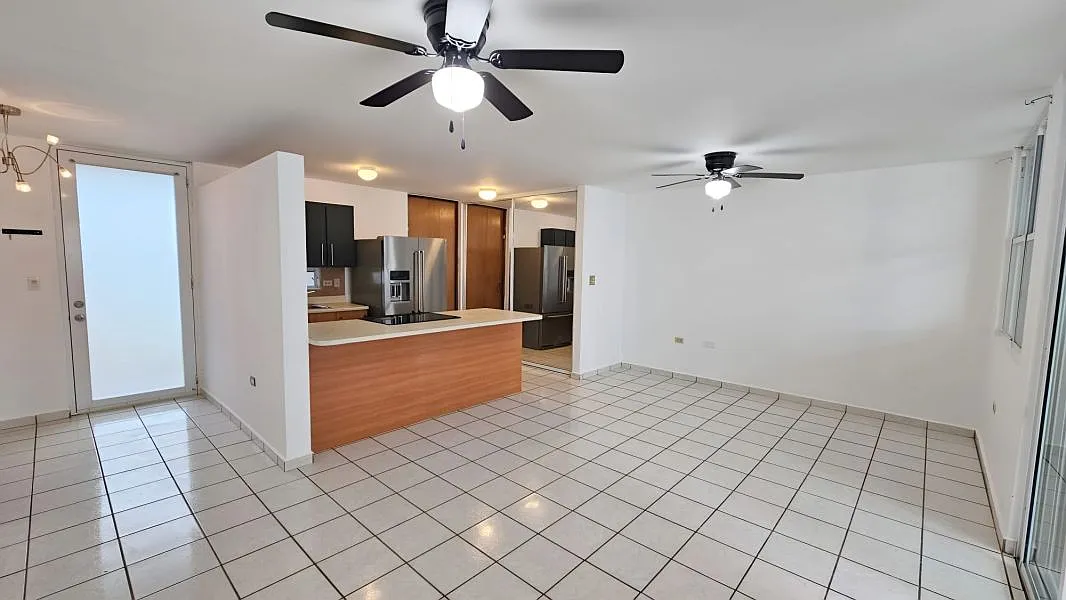 3 bed, 2.0 bath, 1350 sqft, $1,450 — Photo 2