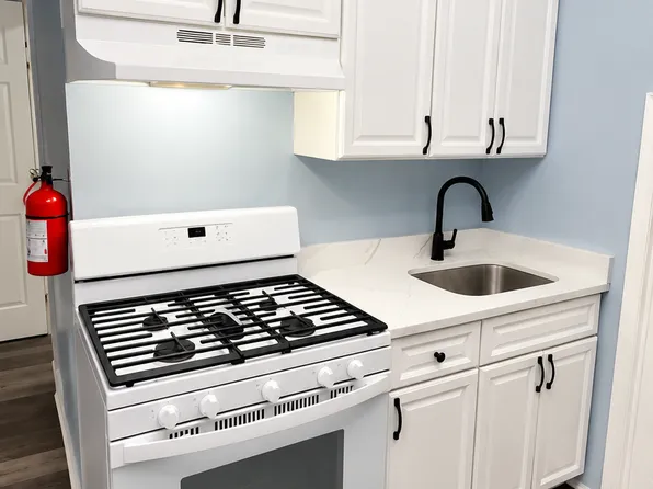 28 Park Ave #2R, Paterson, NJ 07501