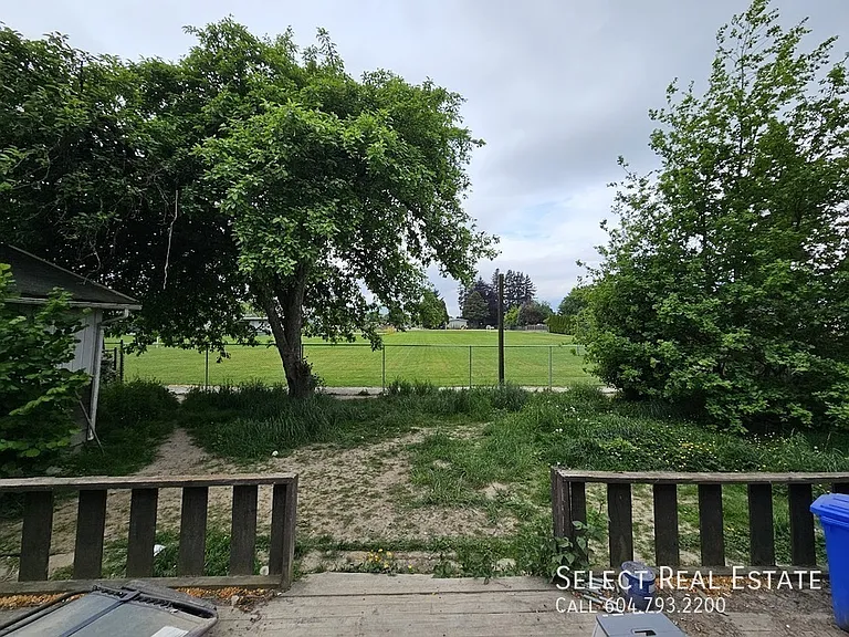 8565 Norman Cres #A — Photo 14