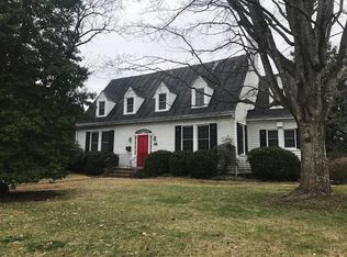 305 S Jefferson St, Lexington, VA 24450