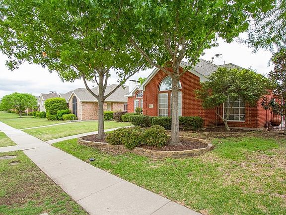 2nd image of 4137 Creekmeadow Dr