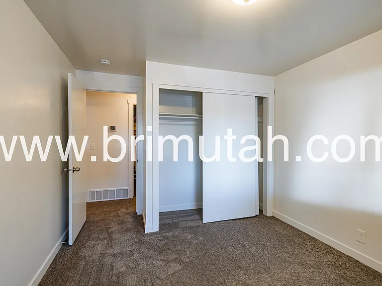 1877 E Osage Orange Ave #3 — Photo 12