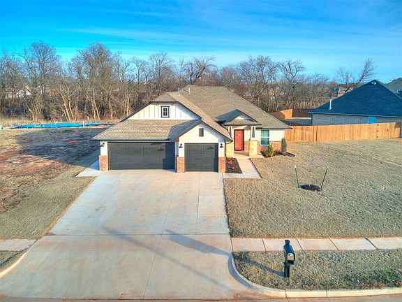 2nd image of 2416 Creek Side Cir