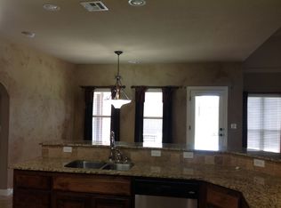 1209 S Eucalyptus Ln, Broken Arrow, OK 74012