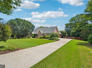 1118 Sutton Dr, McDonough, GA