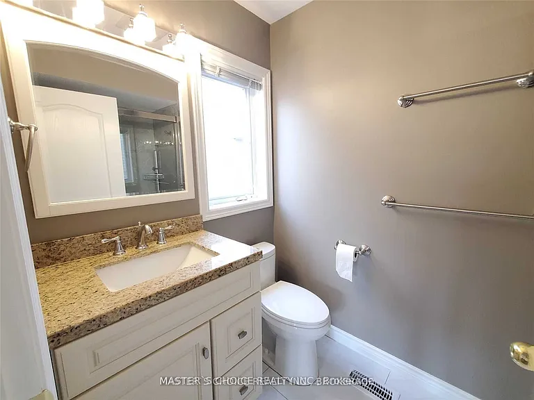 24 Golden Oak Ave — Photo 27
