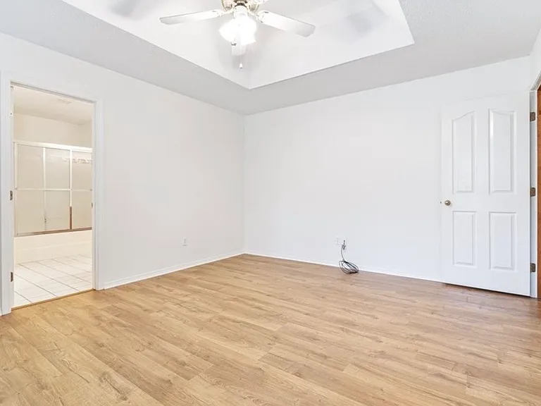889 S Parkwood Dr — Photo 8