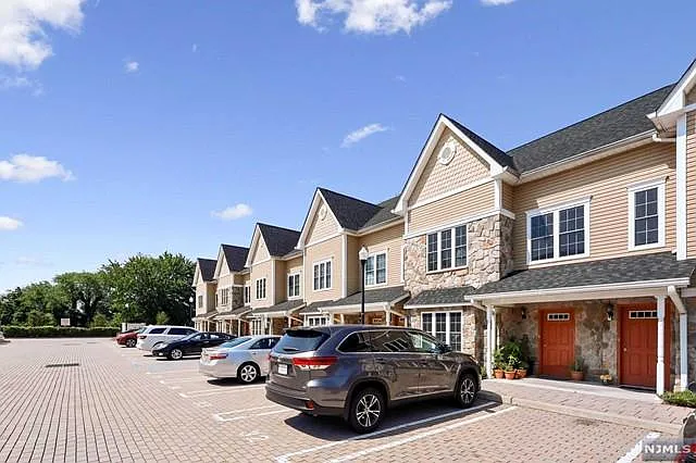 16 Matt Fenton Dr #16 — Photo 14
