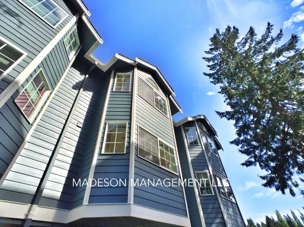 1213 NE 135th St, Seattle, WA 98125