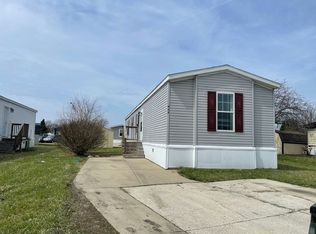 445 Linda Ln #445, Chicago Heights, IL