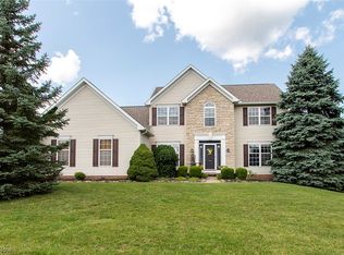 1093 Greenwood Ct, Medina, OH