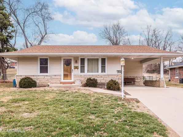 1504 Stadium Blvd, Jefferson City, MO 65109