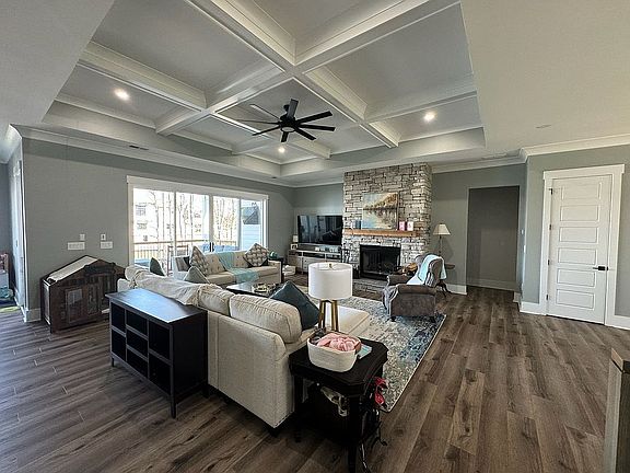 5th image of 5056 Bridge Way