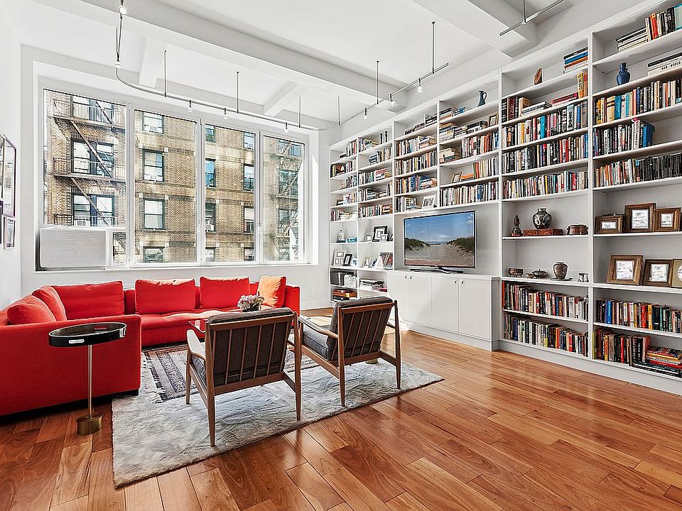 1st image of 251 W 19th St APT 2D