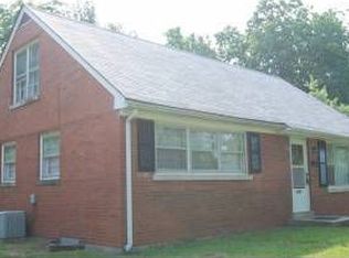 1007 Della Dr, Lexington, KY 40504