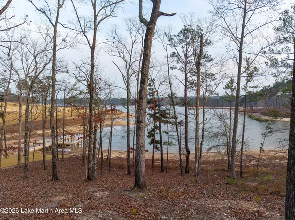 157 Dedie's Way, Alexander City, AL 35010