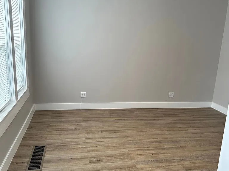 Hickory Duplex — Photo 4