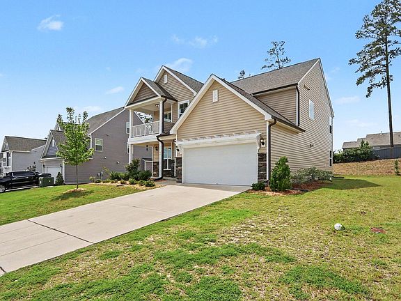 2nd image of 90 Bourne Dr