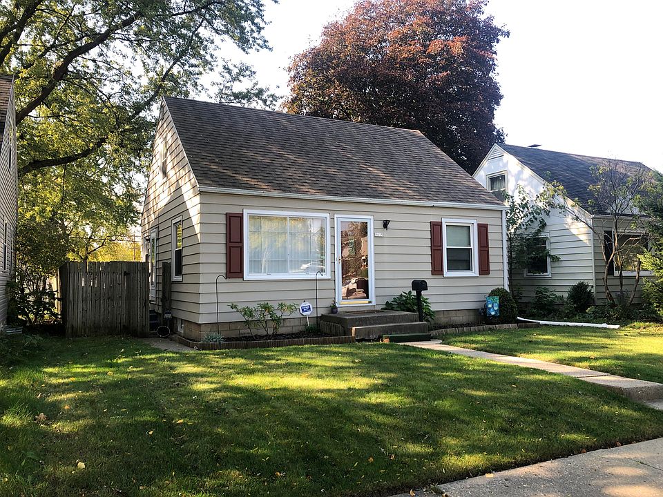 1st image of 8615 W Lisbon Ave