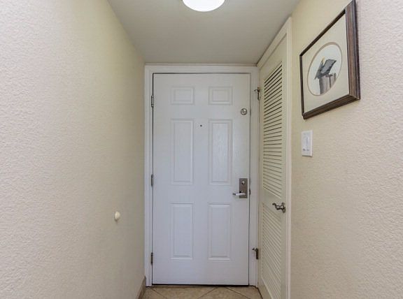 4th image of 5400 Gulf Blvd #202
