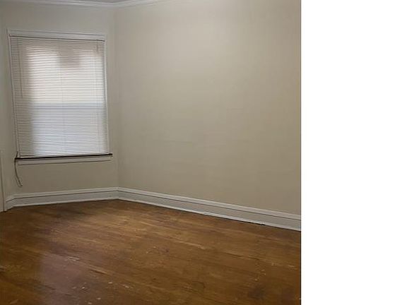 3rd image of 7356 S Eberhart Ave #1