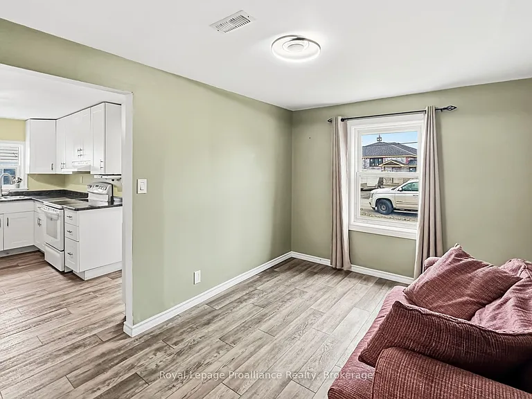 91 Lywood St — Photo 28