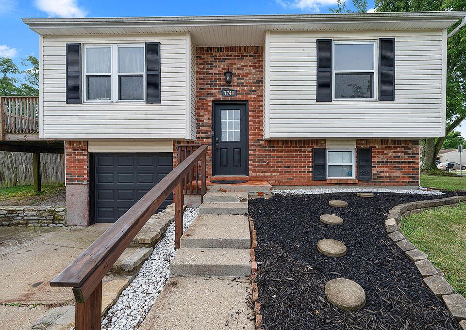 1st image of 7744 Arrow Wood Dr