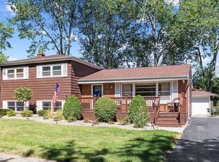 489 Fitch Rd, Chicago Heights, IL 60411