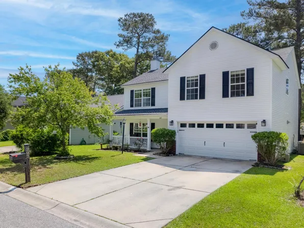 207 Breckingridge Dr, Ladson, SC 29456