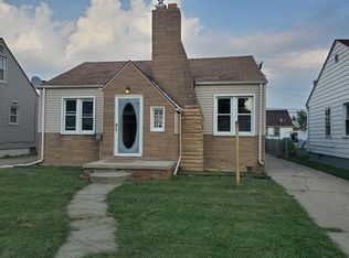 6228 Kenilworth St, Dearborn, MI 48126