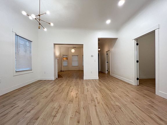 5th image of 1318-1320 F St #1318-F