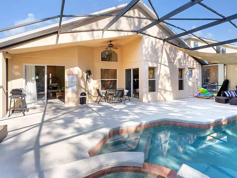 1095 Seasons Blvd — Photo 30