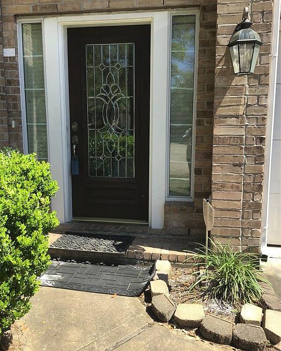 1st image of 1522 Mammoth Springs Ln