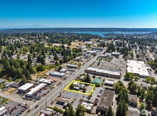 3621 Wheaton Way, Bremerton, WA 98310