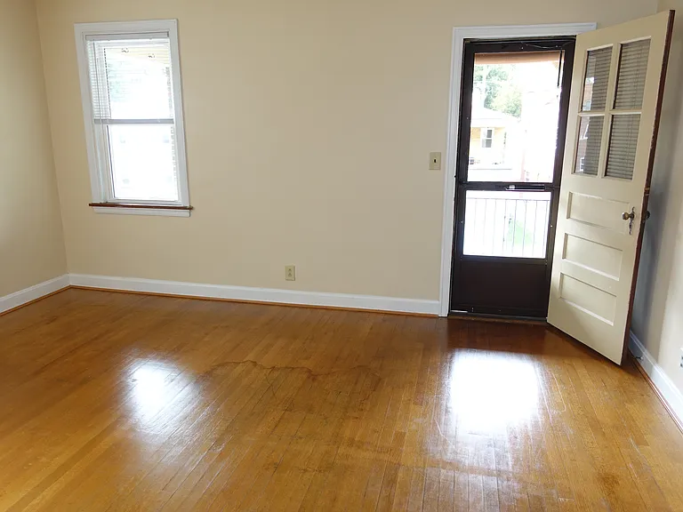 28 Merzen Ct — Photo 17