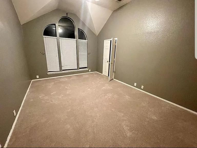4001 Mulberry Dr — Photo 9