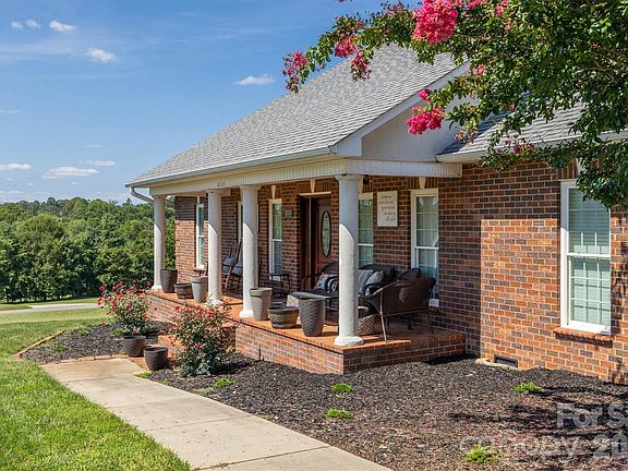 5th image of 2553 Genes Loop