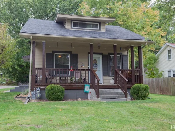 524 Pfeiffer Rd, Evansville, IN 47711