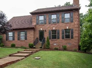 6828 Collinswood Dr, Nashville, TN 37221