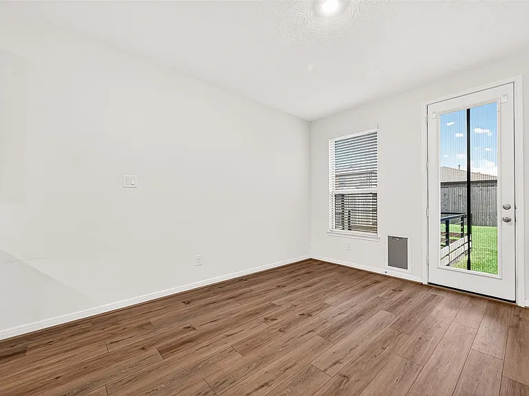 12602 Blue Jay Cove Ln — Photo 18