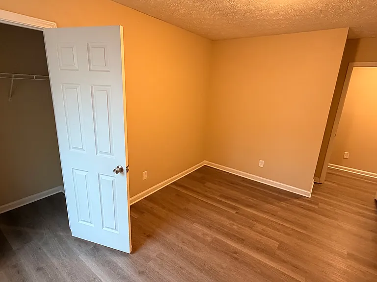 820 Whitecrest Ct — Photo 7