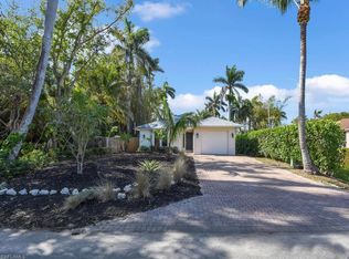 1022 Sperling Ave, Naples, FL 34103