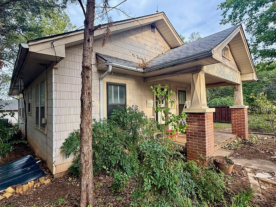 1st image of 822 E Oklahoma Ave