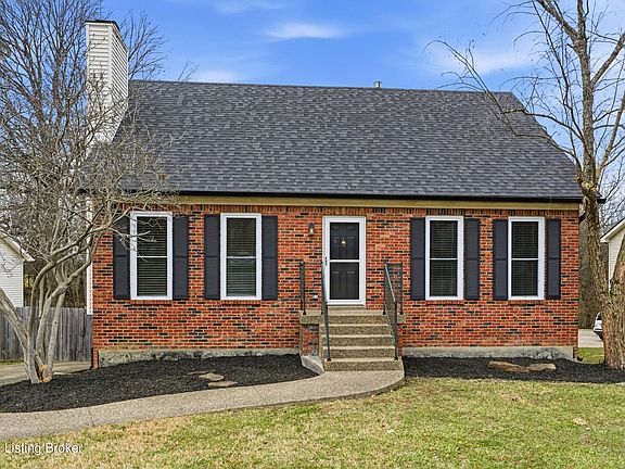 2nd image of 532 Hunting Hills Dr
