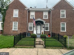 1041 Ironsides Rd, Camden, NJ 08104