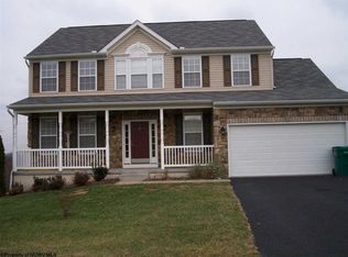 13 Emerald Dr, Bridgeport, WV 26330