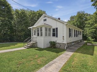 28 Eastern Ave, Webster, MA 01570