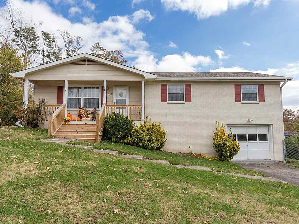 1st image of 1510 Falcon Dr SE
